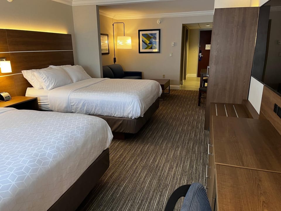 Holiday Inn Express & Suites Williamsport by IHG Hotel in Williamsport