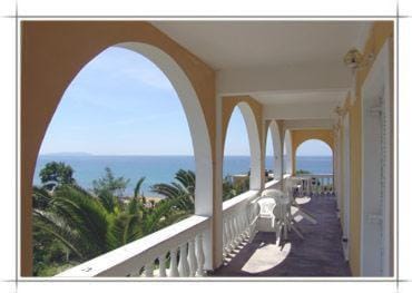 Facade/entrance, Balcony/Terrace