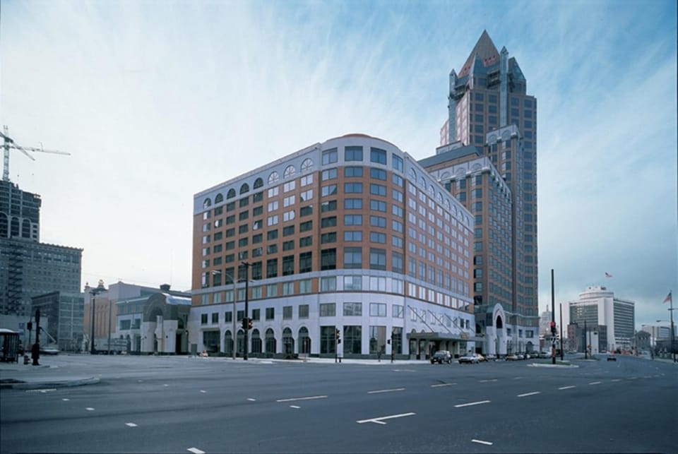 Property building, Street view