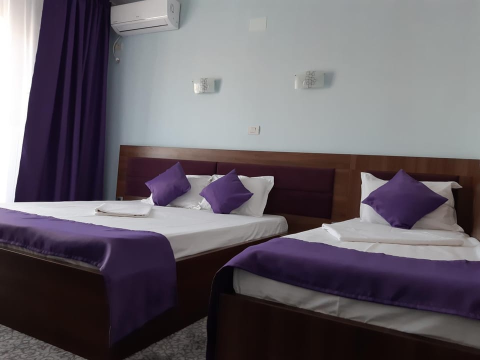 Vila Zara Bed and Breakfast in Constanța County