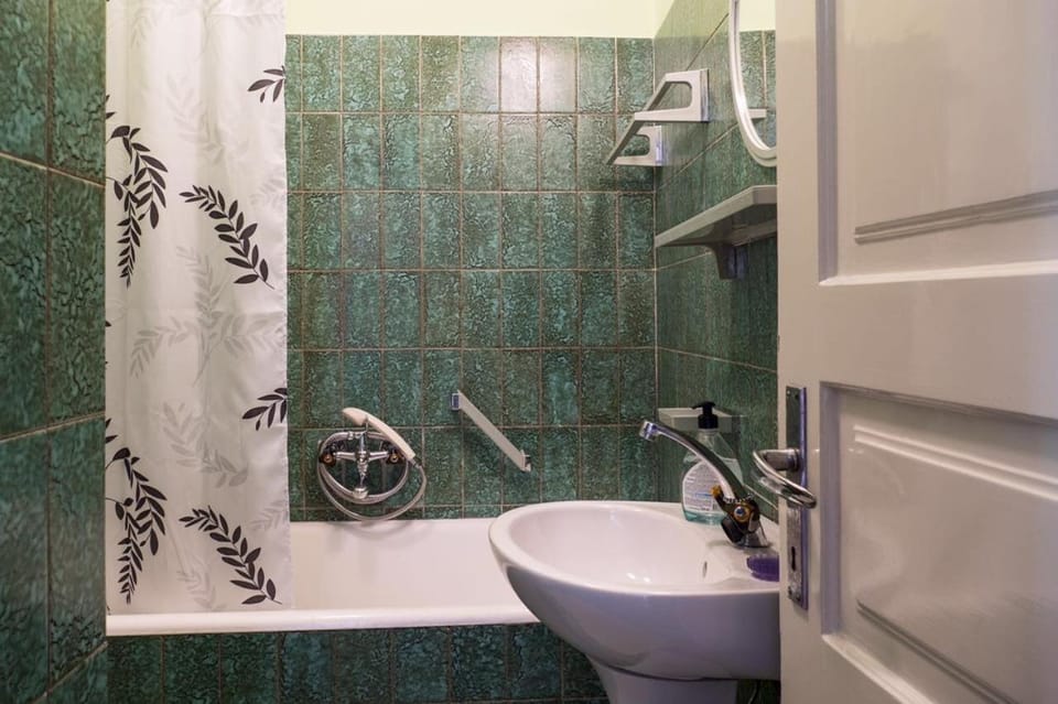 Vintage Apartment Nona Apartment in Primorje-Gorski Kotar County