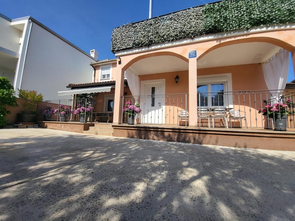 Apartments Santos Apartment in Istria County