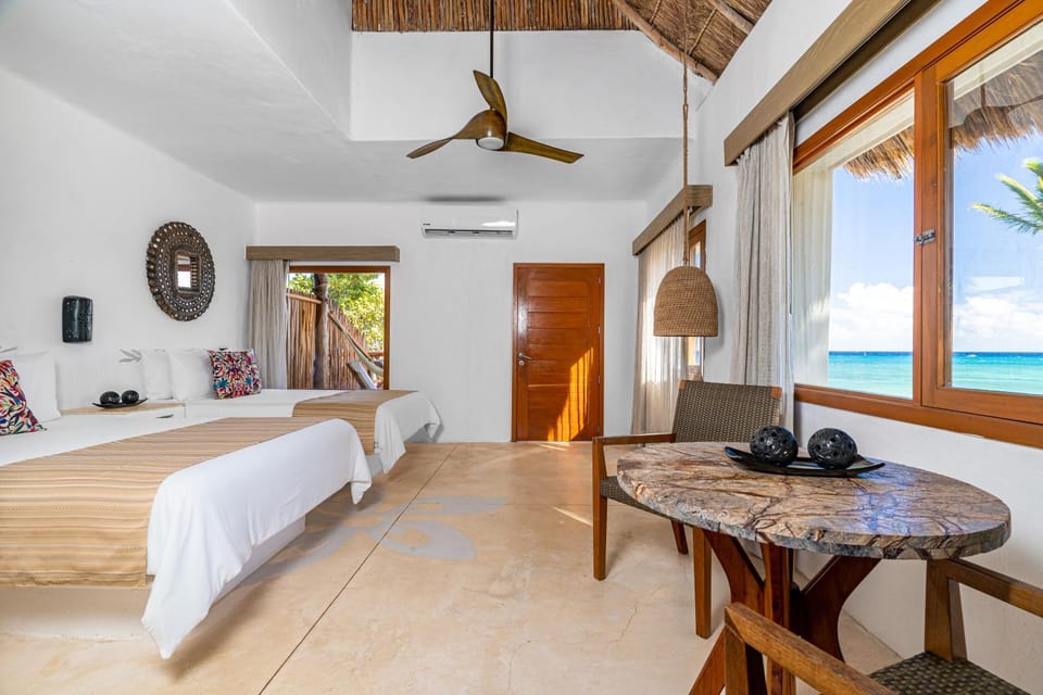 Bed, Bedroom, Sea view, fireplace, air conditioner