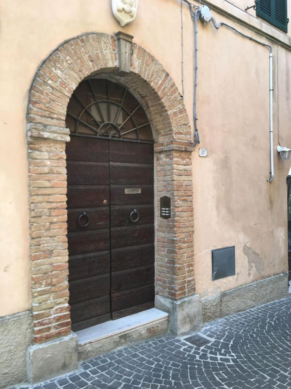 Facade/entrance