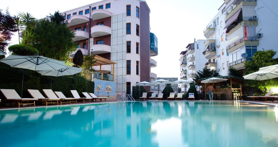 Pool view, Swimming pool