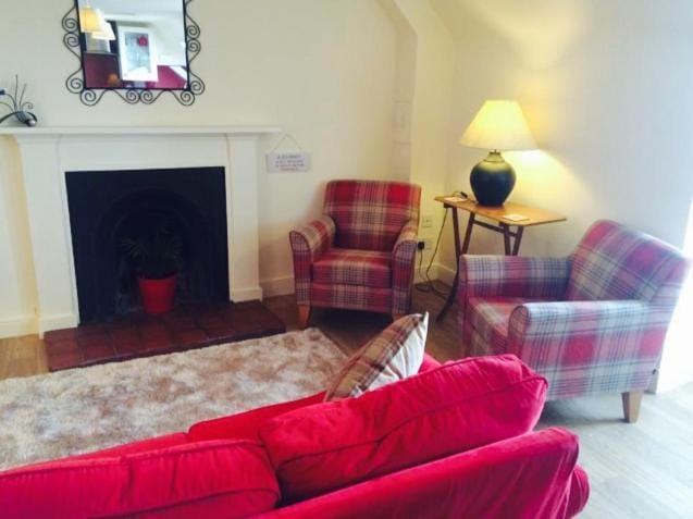 The Royal Hotel Cromarty Hotel in Cromarty