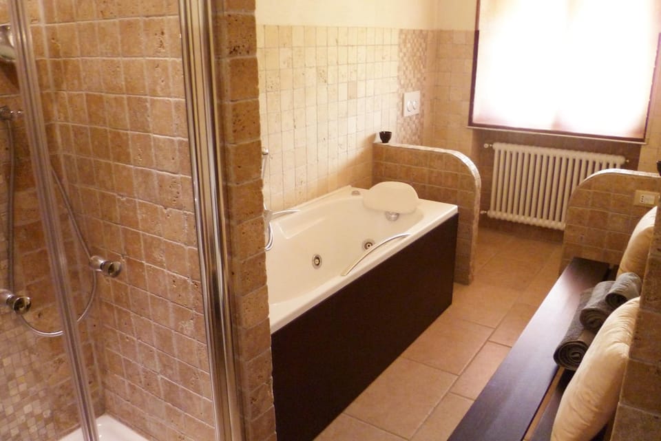 Hot Tub, Bathroom, Bath