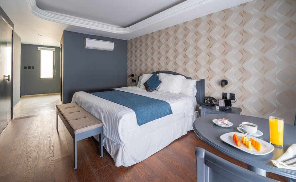 Bed, Photo of the whole room