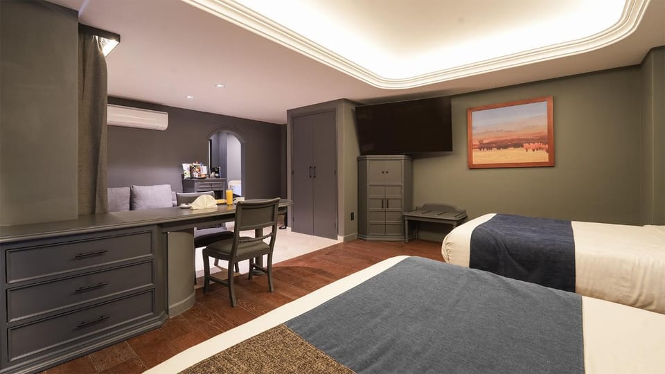 Bed, air conditioner