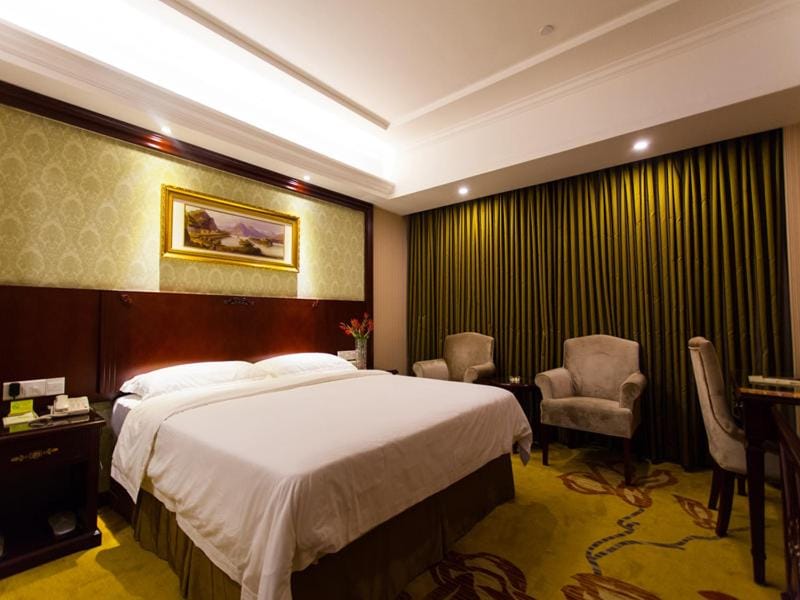 Vienna Hotel Guangzhou Jinshazhou Hotel in Guangzhou