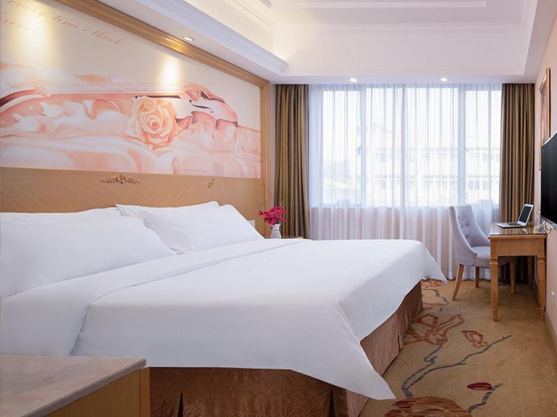 Vienna Hotel Guangzhou Panyu Huanan Country Garden Hotel in Guangzhou