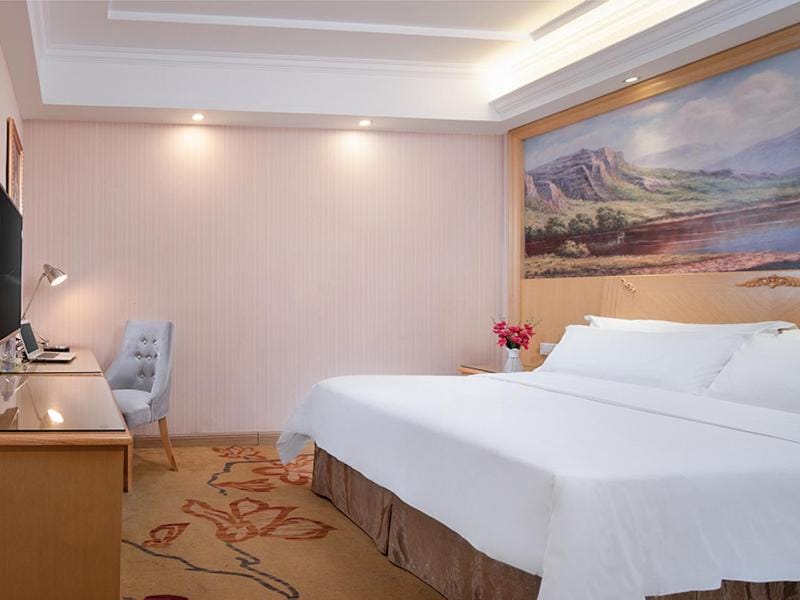 Vienna Hotel Guangzhou Panyu Huanan Country Garden Hotel in Guangzhou