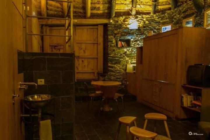 Palloza Baltasar Apartment in Galicia