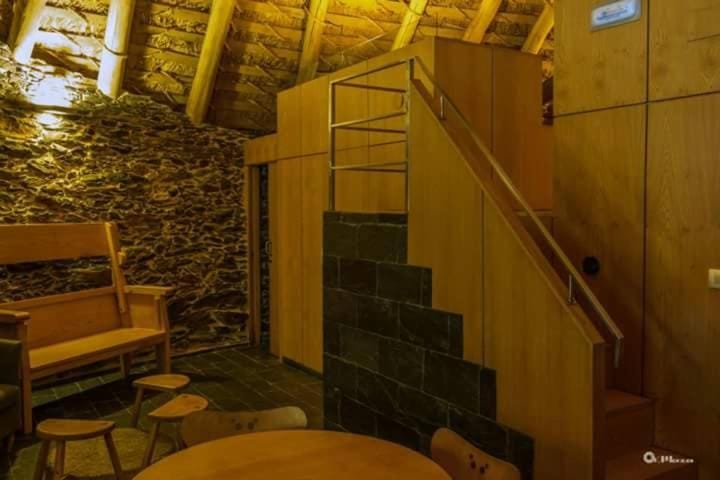 Palloza Baltasar Apartment in Galicia