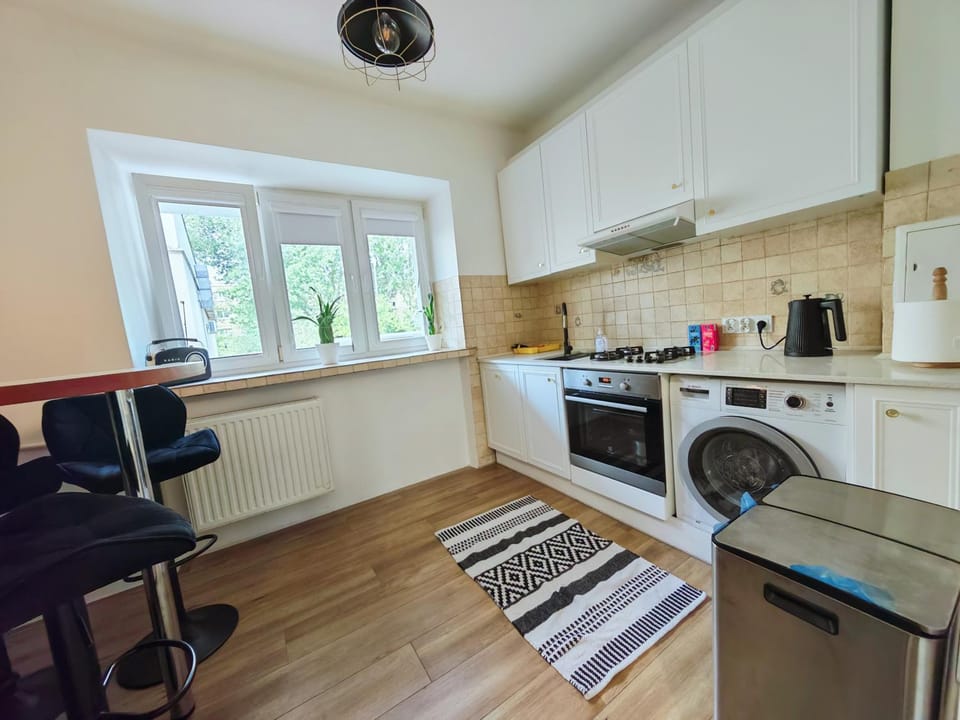 Coffee/tea facilities, Kitchen or kitchenette, dishwasher, oven, pet friendly, washing machine