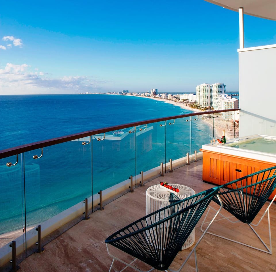 Day, Natural landscape, Hot Tub, Balcony/Terrace, Beach, Sea view, Bath