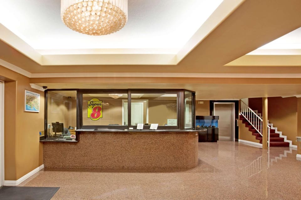 Lobby or reception, On site