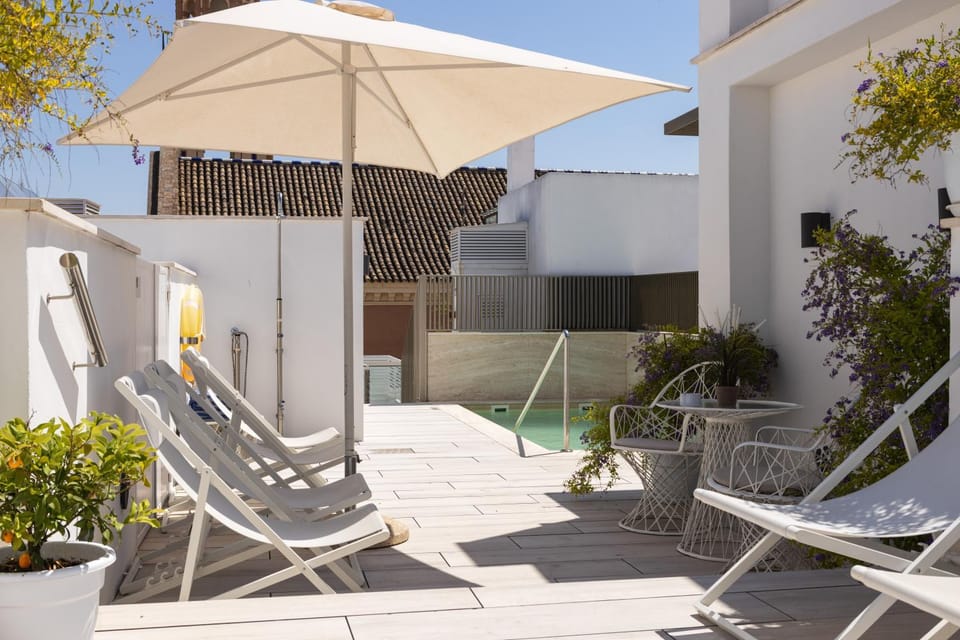 Pool view, Swimming pool