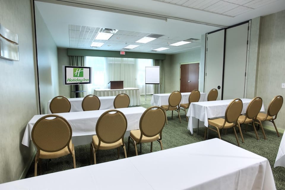 Meeting/conference room