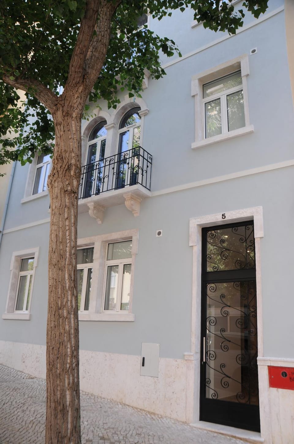 Facade/entrance
