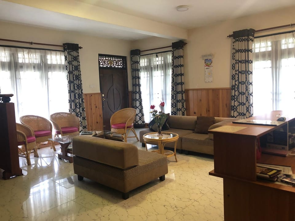 Living room, Lobby or reception, Seating area