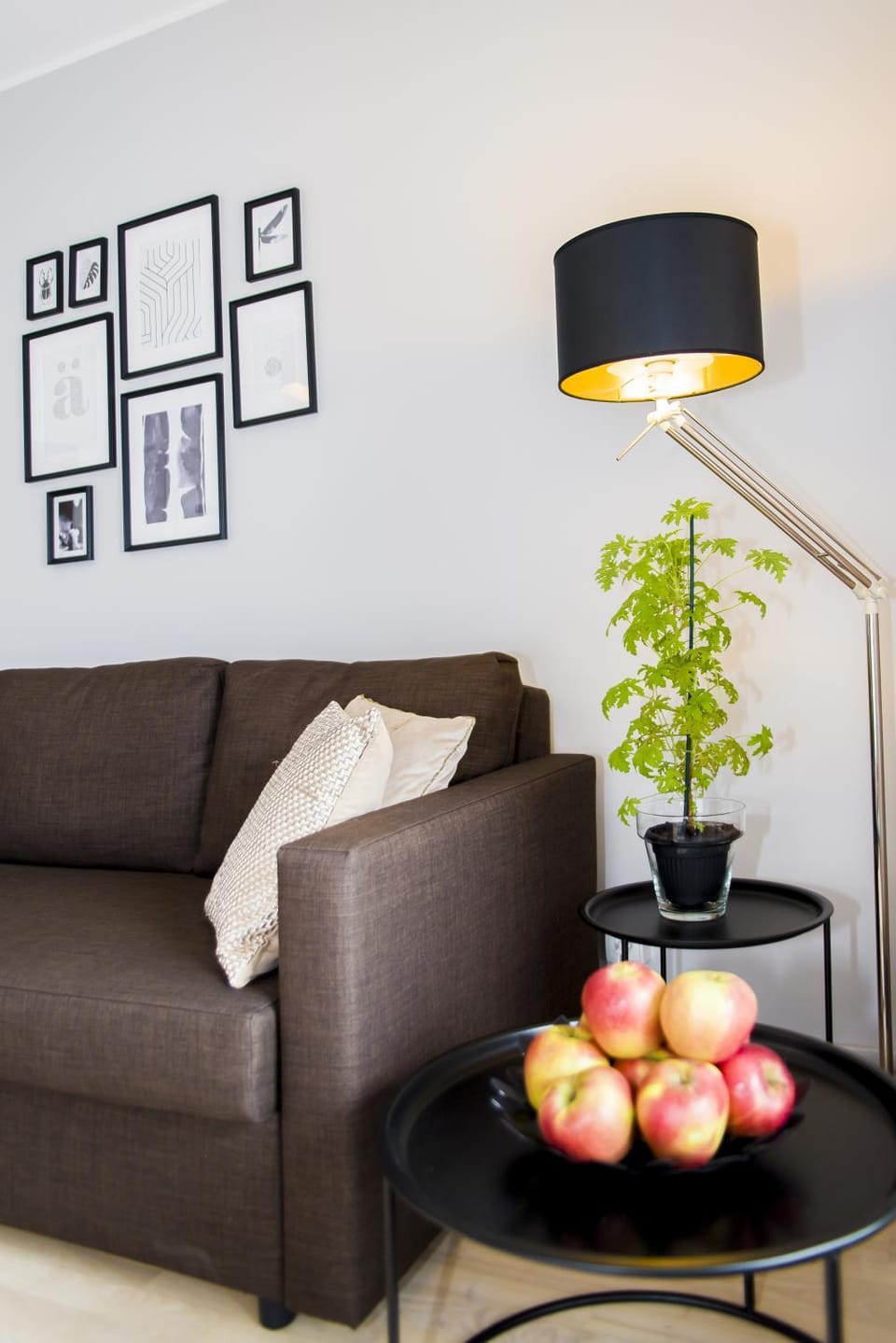 Living room, Seating area