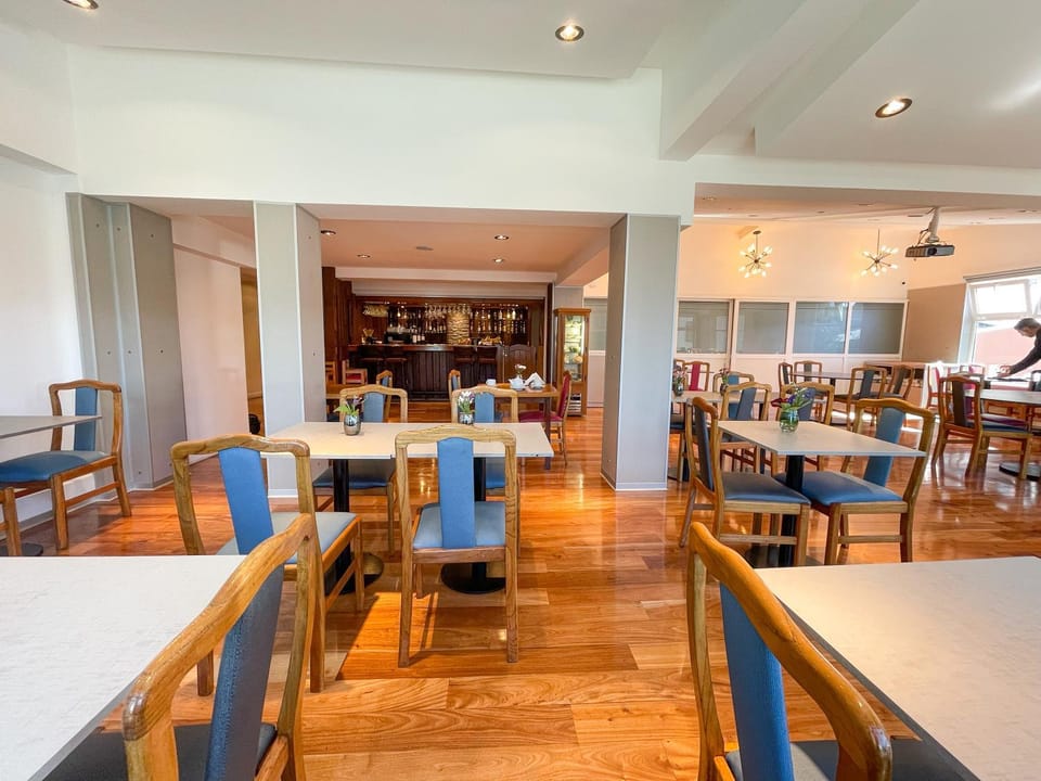 Lounge or bar