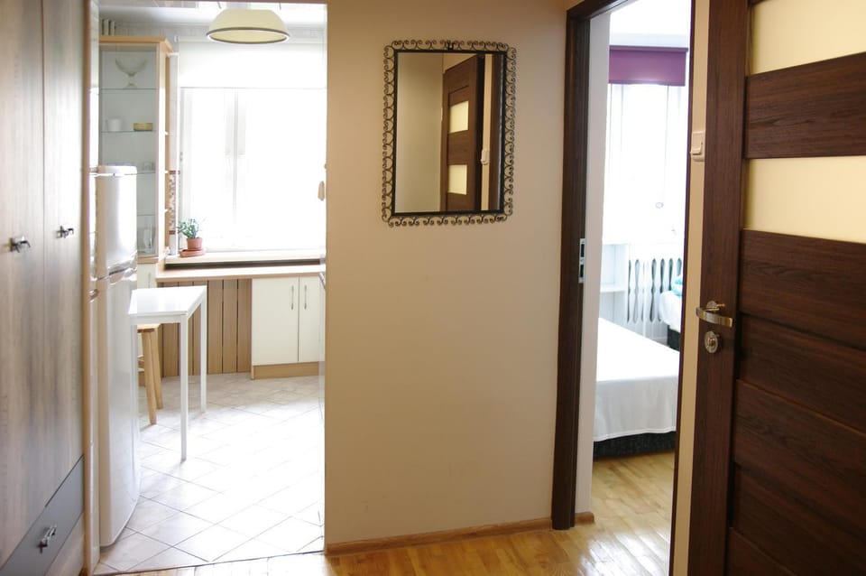 Kitchen or kitchenette, Bedroom