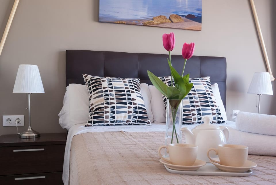 Property building, Photo of the whole room, Bedroom