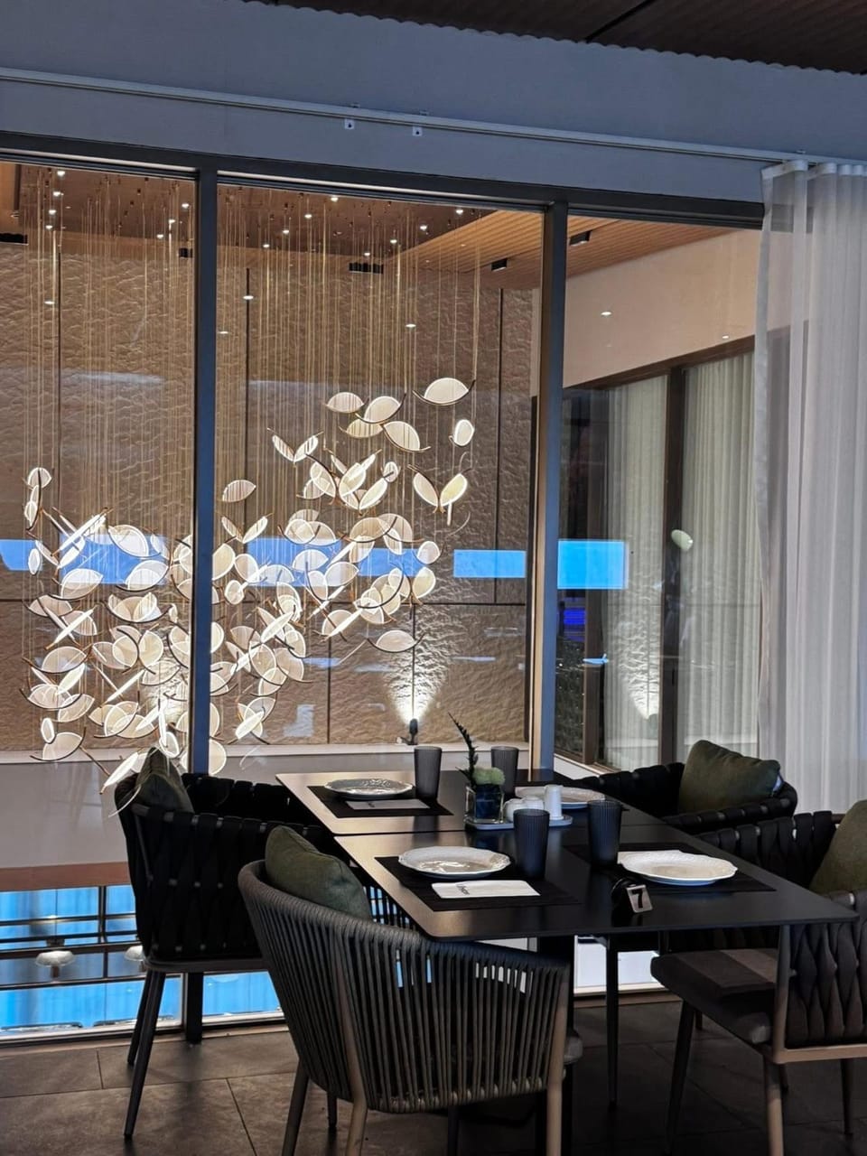 Restaurant/places to eat, Seating area