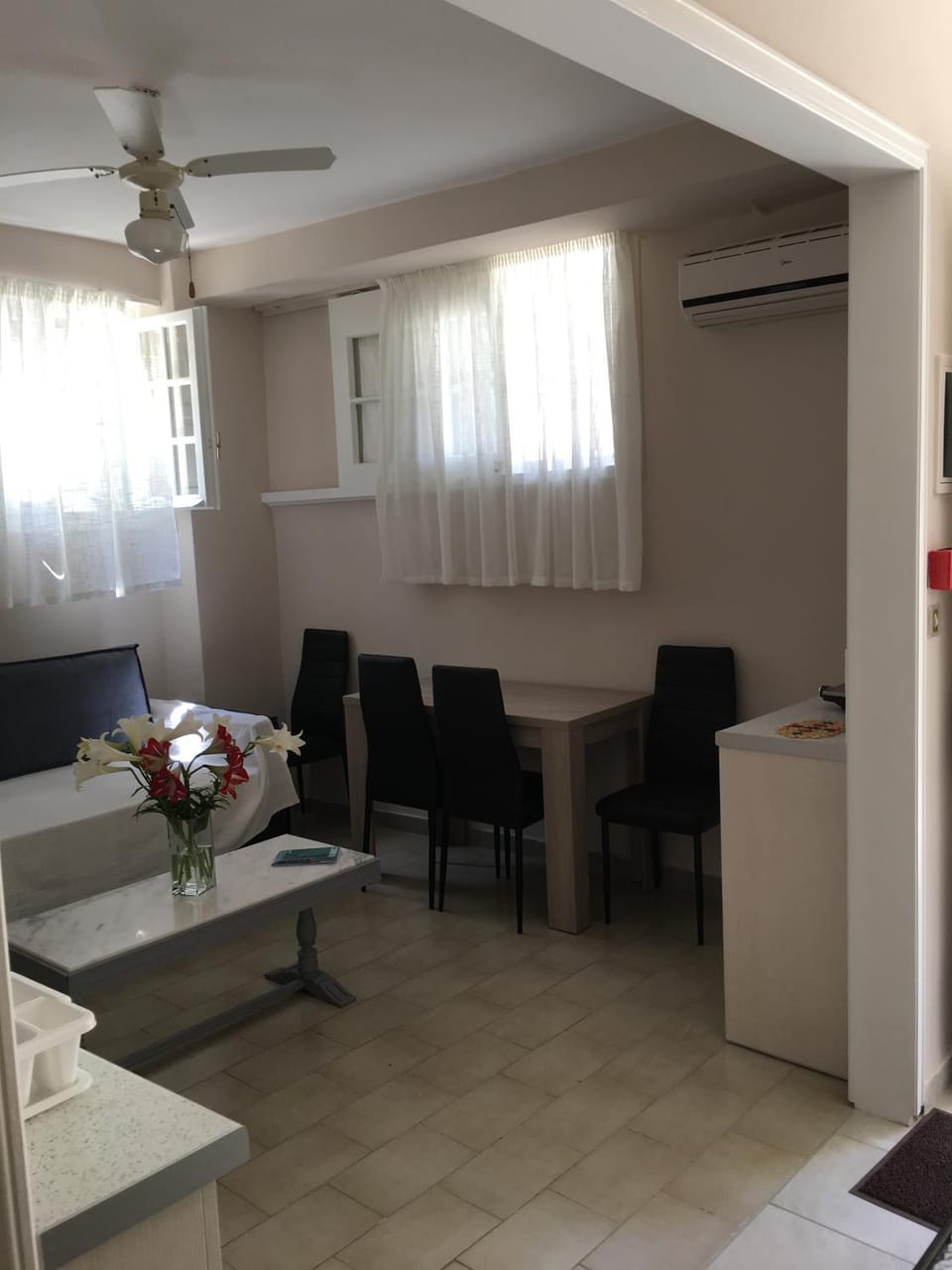 Seating area