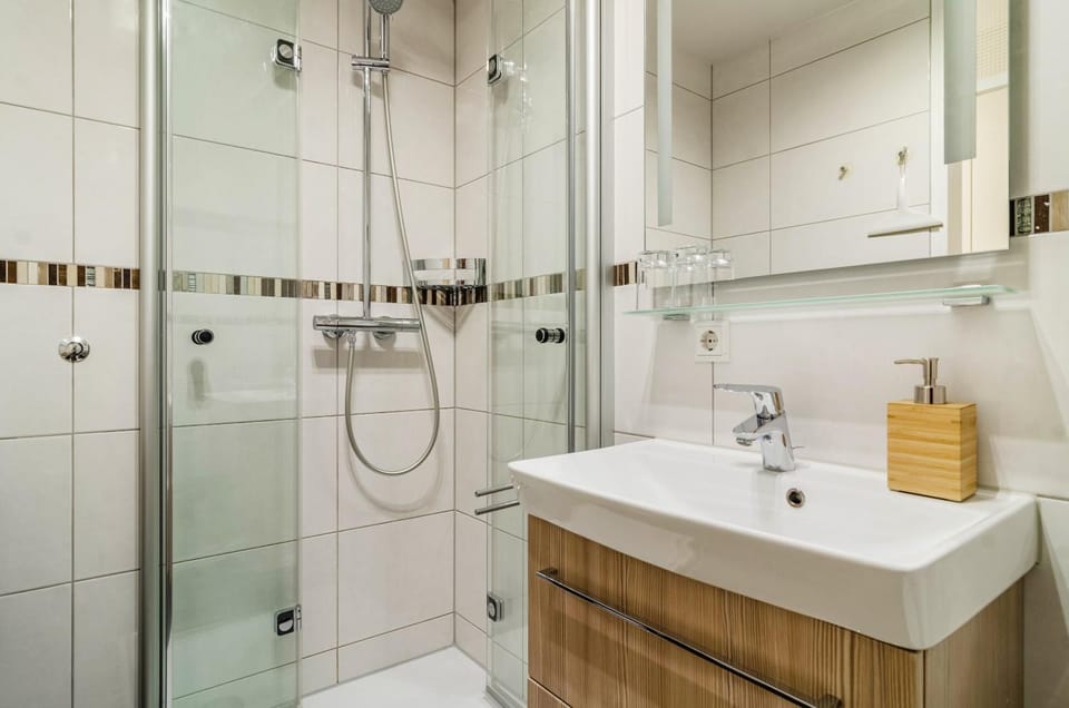 Bathroom, Living room