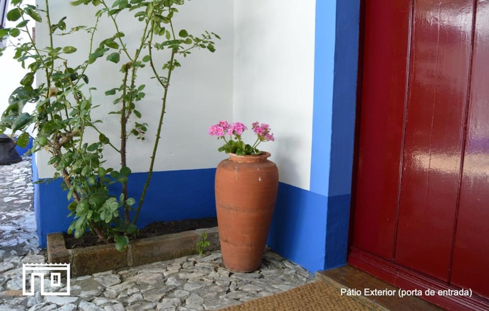 Casinha de Montoito House in Évora District, Portugal