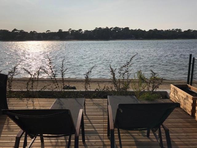 Balcony/Terrace, Lake view
