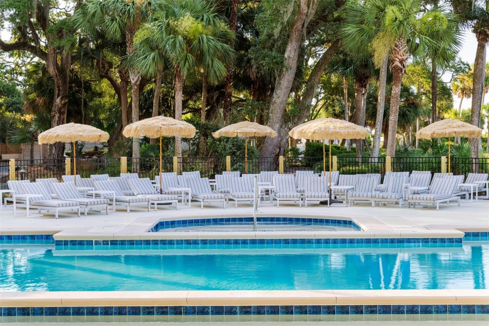 Pool view, Swimming pool