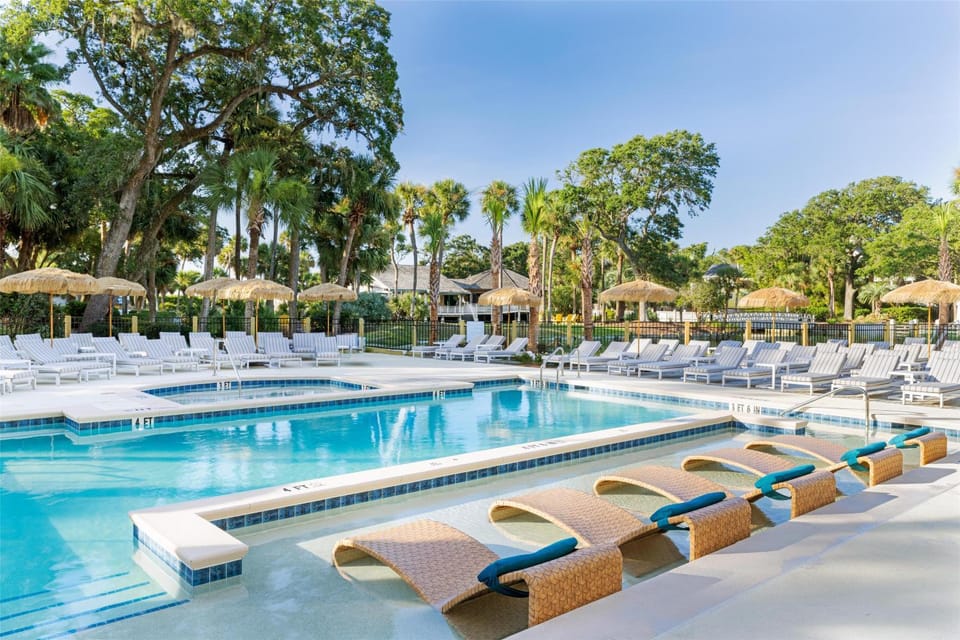 Pool view, Swimming pool
