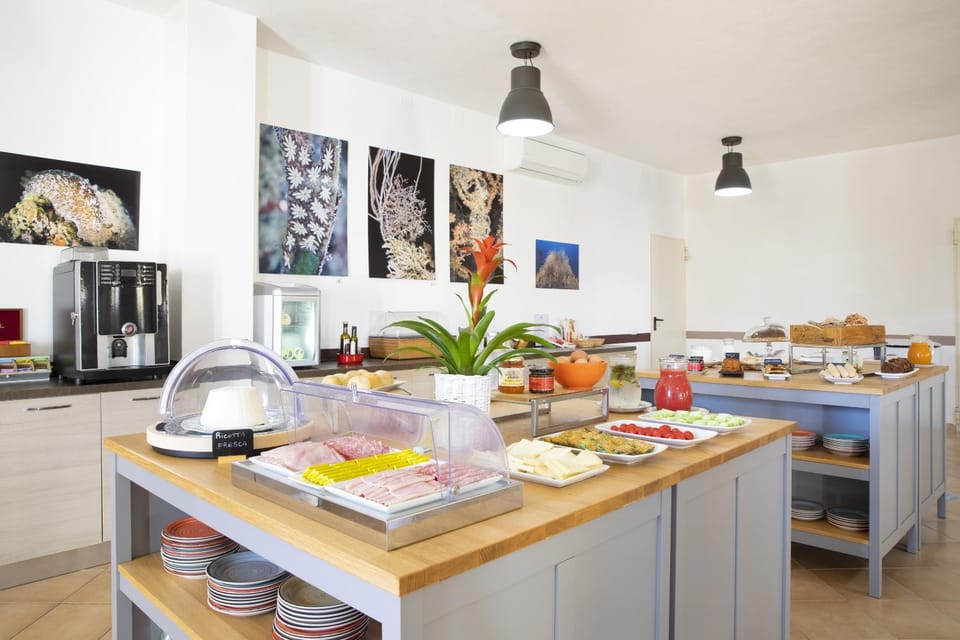 Food and drinks, Food, Breakfast, Continental breakfast, Continental breakfast, Buffet breakfast, Buffet breakfast