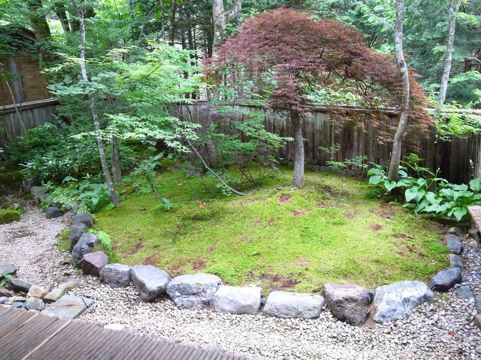 Day, Garden