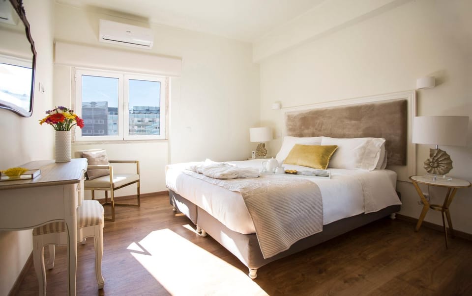Winter, Bedroom, On site, Sunrise