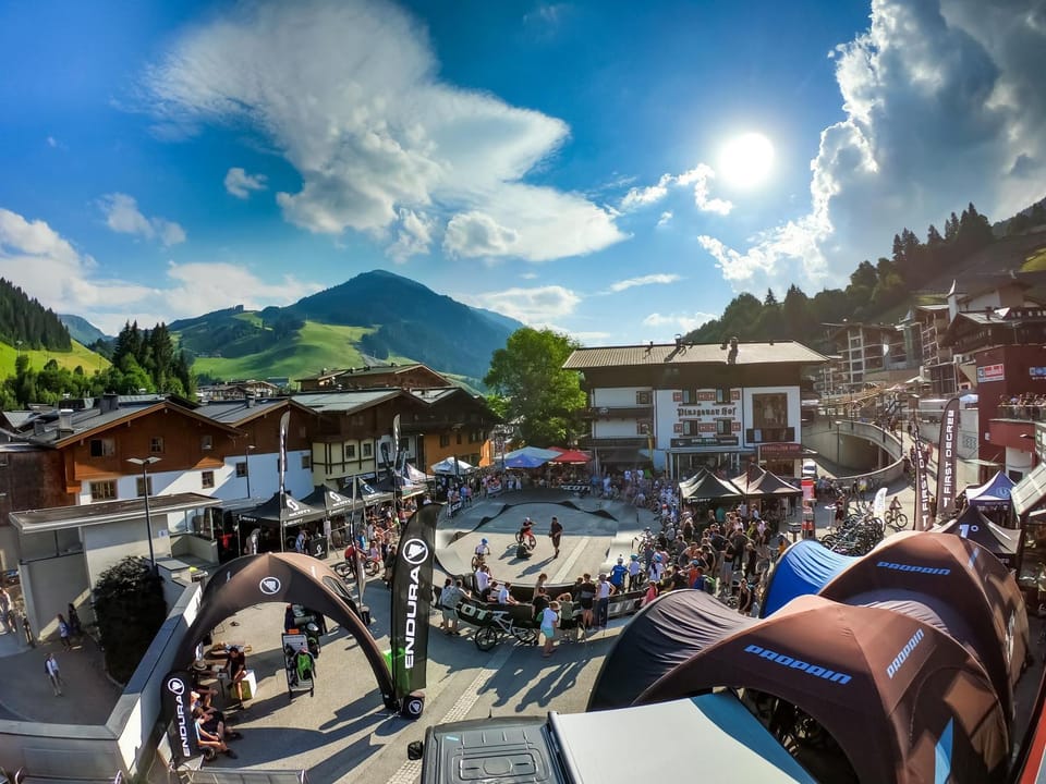 Natural landscape, Mountain view, Location
