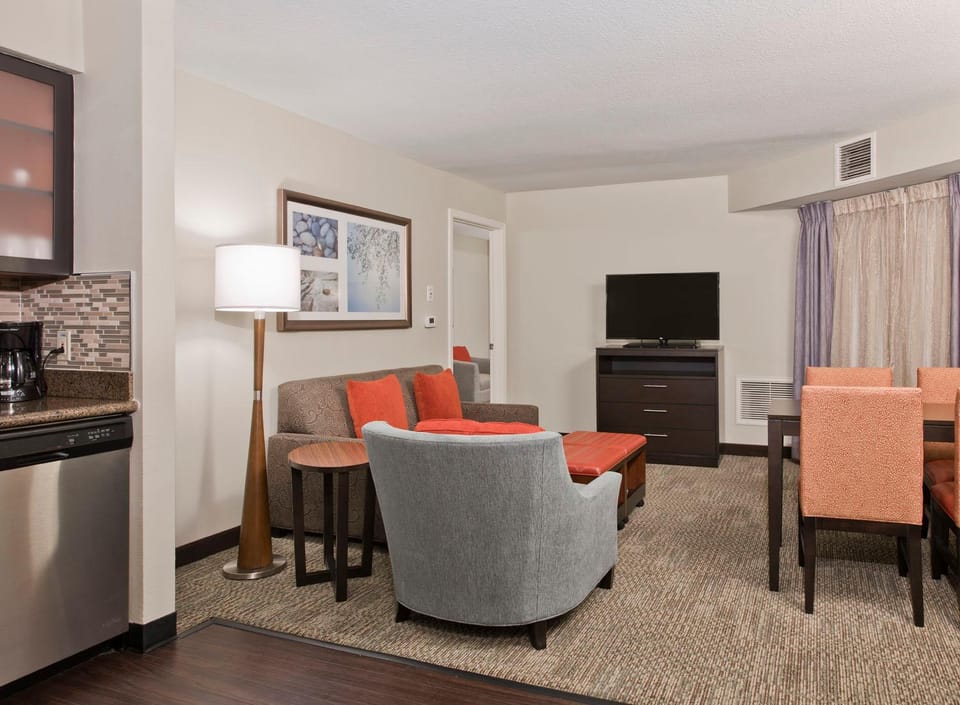 Living room, Seating area, pet friendly