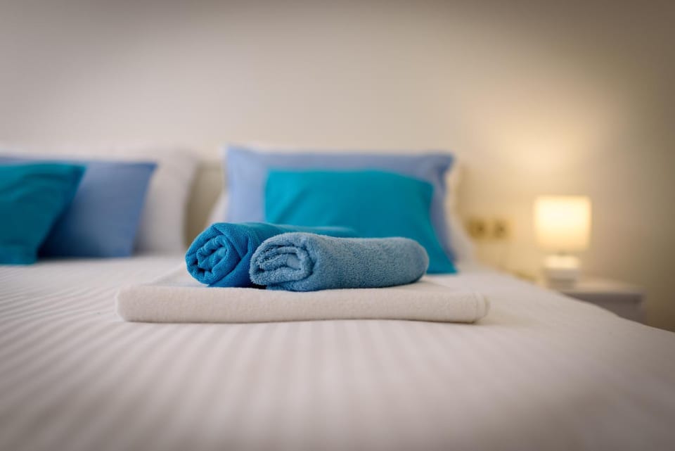 Night, Summer, Decorative detail, Bedroom, On site