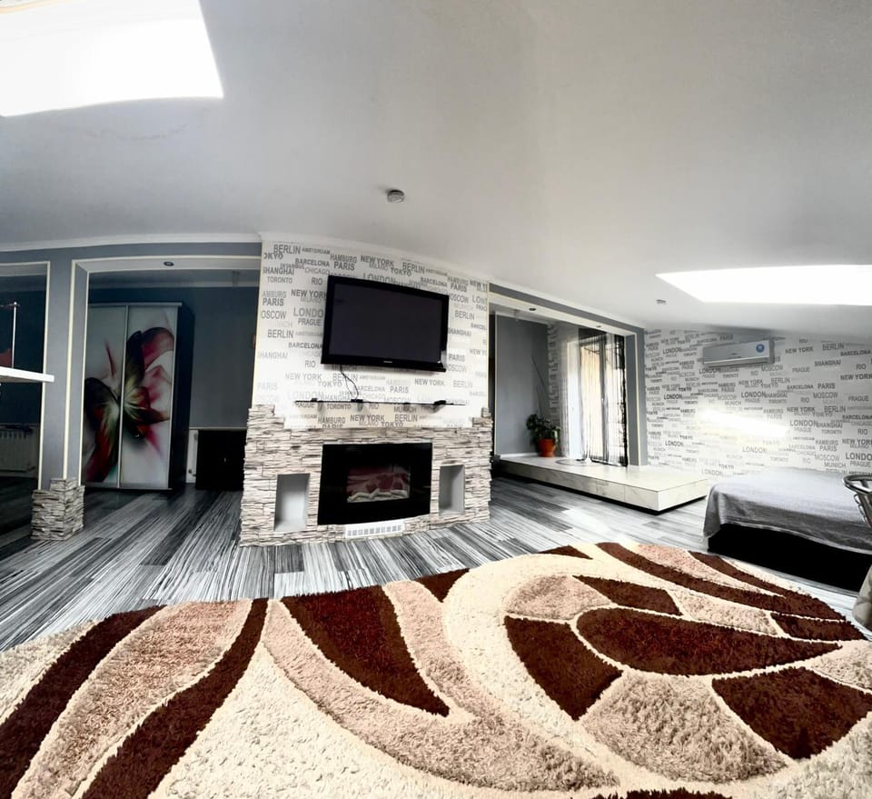 Stone City Apartment in Park Zone Apartment in Ukraine