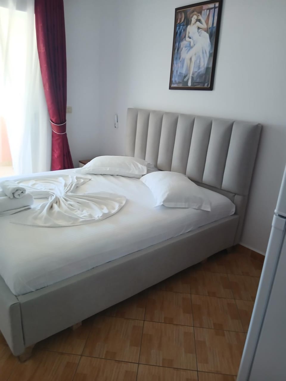 Bed, Photo of the whole room