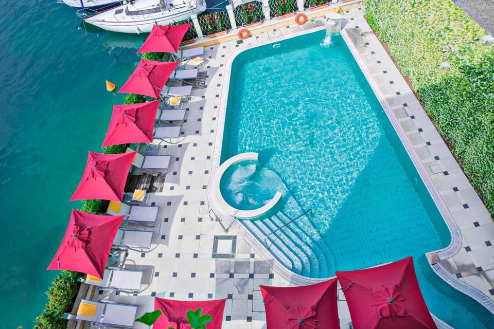 Bird's eye view, Swimming pool, Open Air Bath