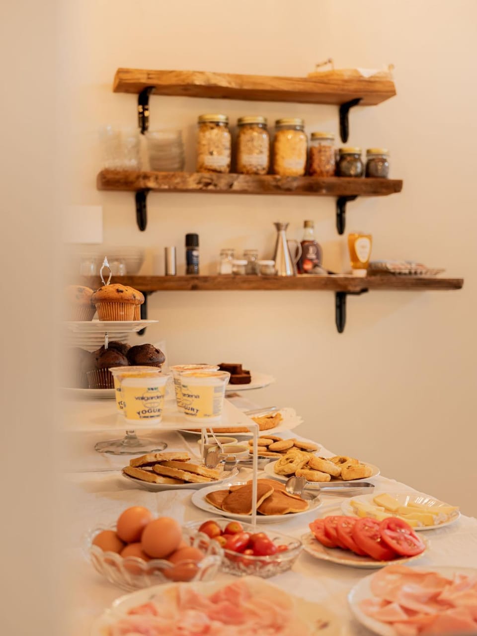 Food and drinks, Food, Breakfast, Buffet breakfast