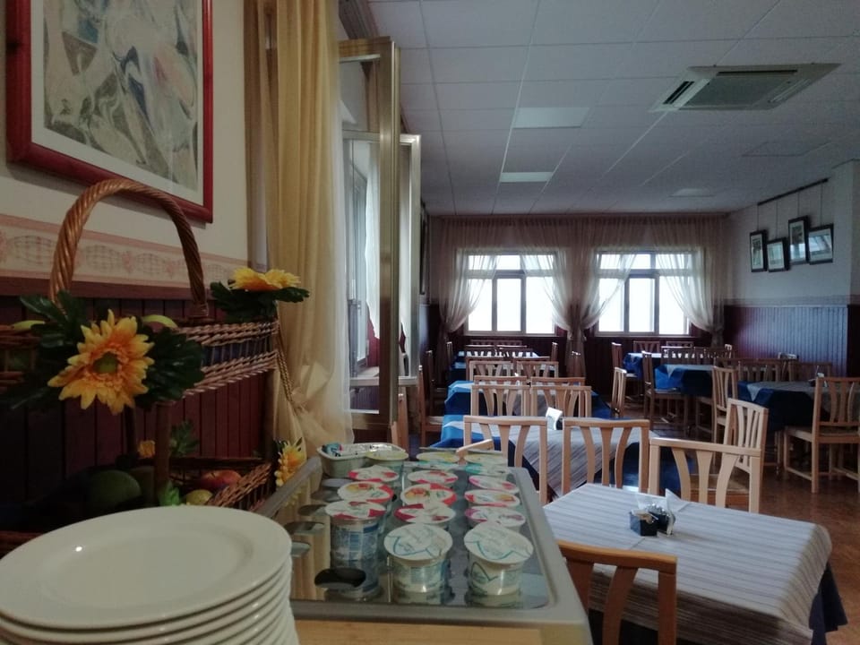 Lounge or bar