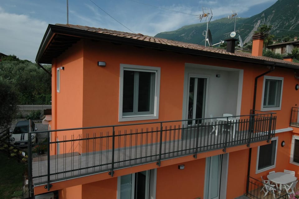 Property building, Balcony/Terrace