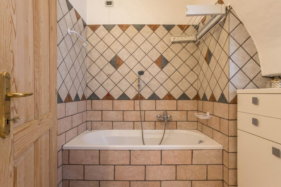 Bathroom, Living room