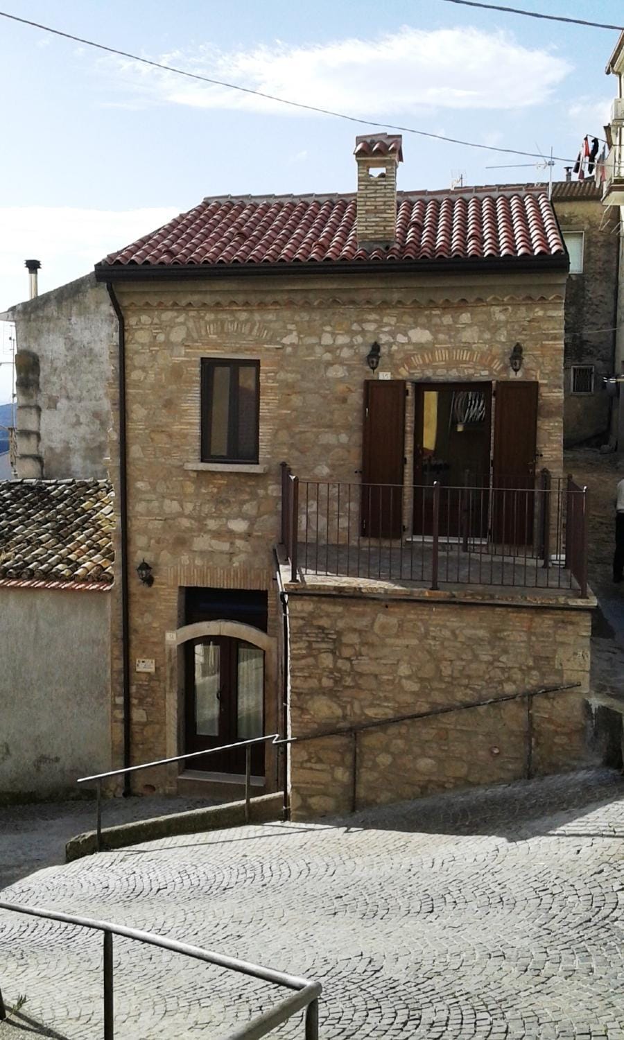 Facade/entrance